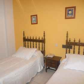 Primary image 1 Hostal Restaurante Lujuan, Berzocana Hotels