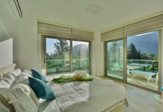 Others 7 Light of Apollon