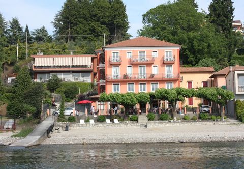 Others Albergo Riva