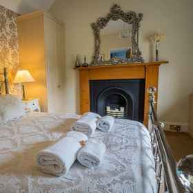 Room 1 Dionard Guest House, Bellfield Park Hotels