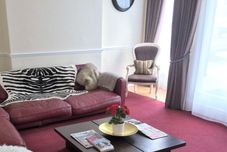 Khác Devonshire House