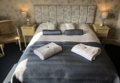 Khác 7 Devonshire House