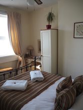 Khác 4 Devonshire House