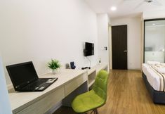 Others 7 Tropical Villa Service Suite