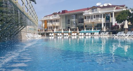 기타 2 Tu Casa Gelidonya