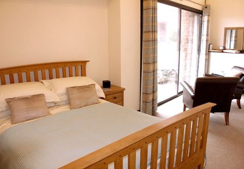 Others Middle Burrow