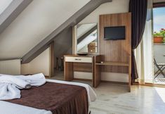 อื่นๆ 2 Kavalali Suites