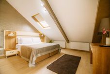 อื่นๆ Kavalali Suites