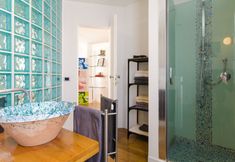 Others 2 Casa Afrodite