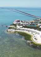 Imej utama Isla Bella Beach Resort & Spa
