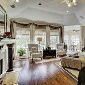 Interior entrance 1 Luxury Spectacular House in TX, My Smyle Dental Hotels