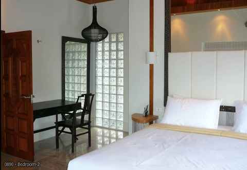 อื่นๆ 5 Bedroom Seaview Villa Tongson Bay