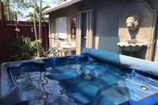 Others Inn Leather Guest House - Male Only LGBT