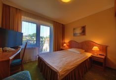 Others 7 Hotel Polaris III