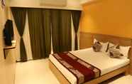 Others 7 Hotel Madni Royale