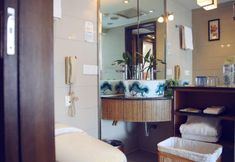 Lainnya 6 Promen Liting Hotel