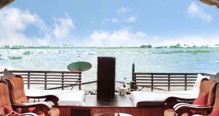 Others GuestHouser 3 BHK Houseboat 9f4e