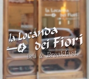 Lain-lain 4 Locanda dei Fiori