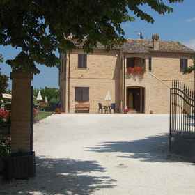 Primary image1橄欖花園飯店,Bolognola飯店