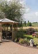 Primary image Meadow Farm, Redditch by Marstons Inns