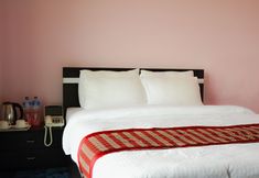 Khác 2 Hotel Hill Crown