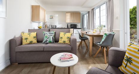 อื่นๆ 2 Oystercatcher Apartments