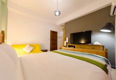 Others 6 W99 B&B