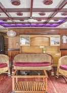 Primary image GuestHouser 3 BHK Houseboat 147b