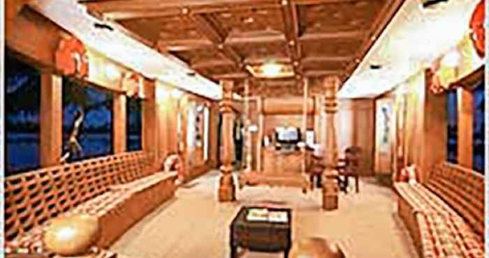 Others GuestHouser 3 BHK Houseboat e567