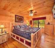 Others 3 Caught Ya Peek'n 1 Bedroom Cabin by Redawning