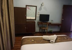 其他 4 Queens Hotel