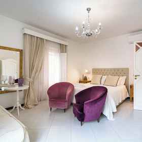 Room 1 Al Duomo Rooms & Flats, Acquedolci Hotels