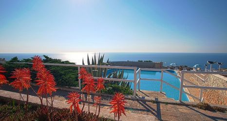 อื่นๆ 2 Don Carlos Pool Residence