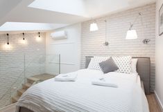 Others 5 Luxury Mint Apartments Main Square