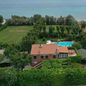 Primary image 1 Villa Mirella Beach, Monte Rinaldo Hotels