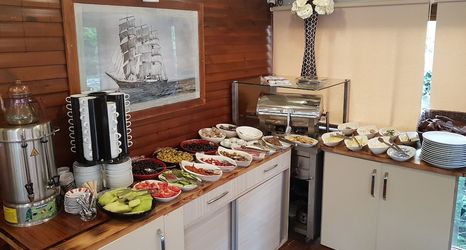 Others 2 Uzungol Apart