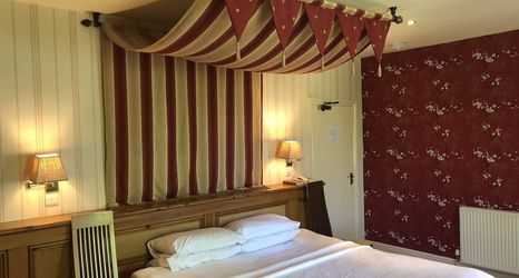 Others 2 Calf's Head Hotel