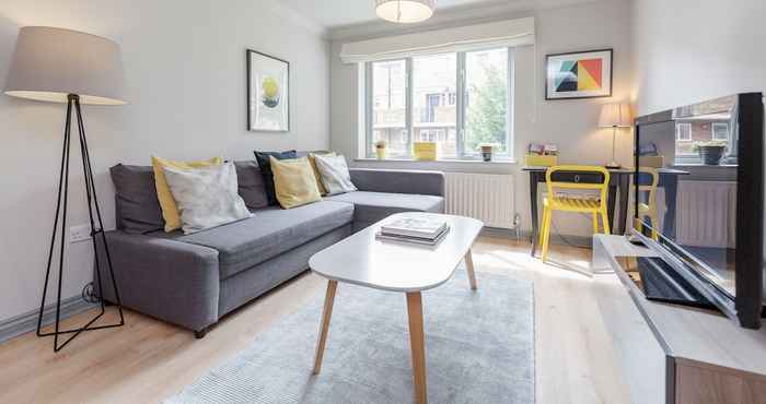 Others Hoxton 2 Bed Apartment by BaseToGo