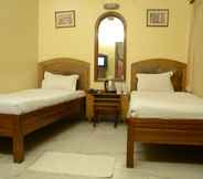 Khác 5 Hotel Tathagat Inn