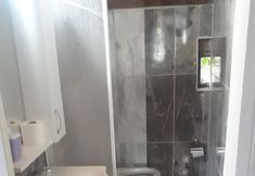 Others 6 Side Tuana Garden Home