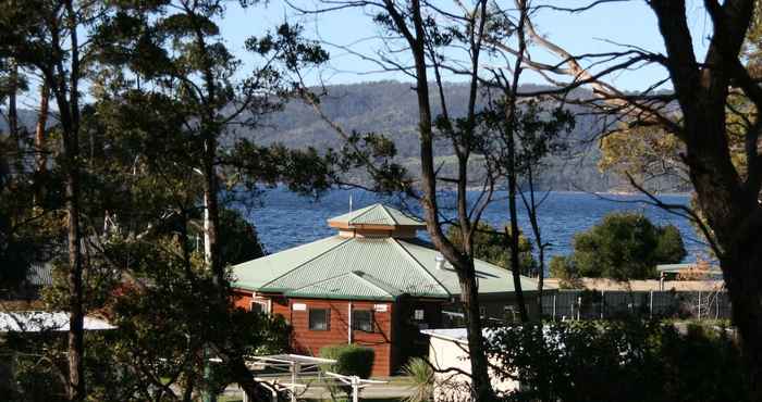 Others Snug Beach Cabin And Caravan Park