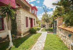 기타 7 Aisem By Hire Alacati