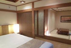 Others 3 HOTEL Sweets