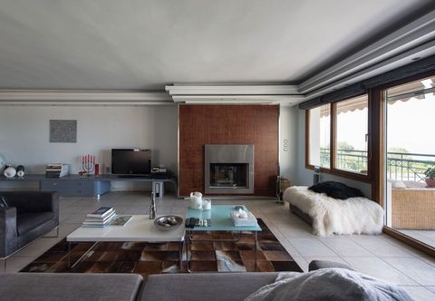 Lainnya Cosmopolitan Maison