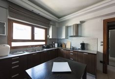 Lainnya 7 Cosmopolitan Maison