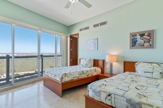 Others 4 Luna Blanca 0801-2BR by Kivoya