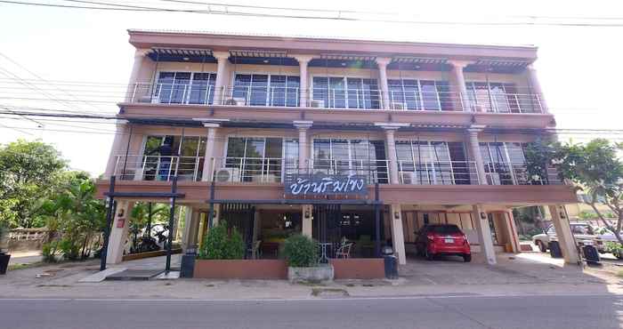 Khác Baan Rim Khong Hotel