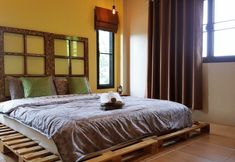 อื่นๆ 4 Baan Canalee