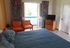 Others 4 Point Village Studios and Suites