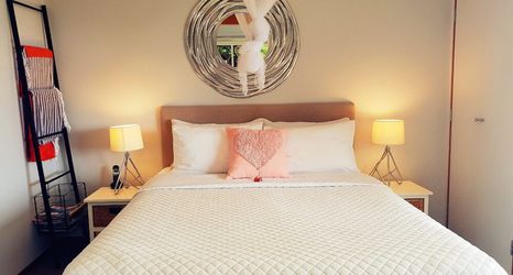 Others 2 Romantic Piha